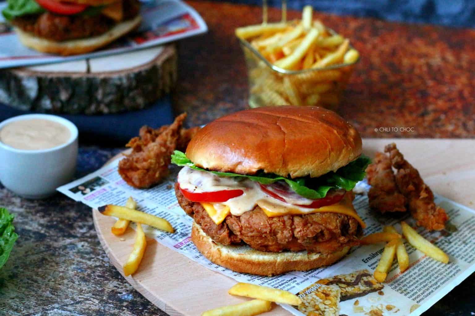 KFC-STYLE CRISPY CHICKEN BURGER