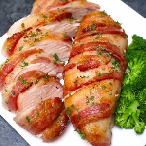 Slow Cooker Bacon Garlic Chicken 