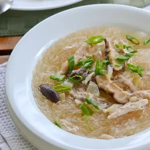 CHICKEN SOTANGHON SOUP