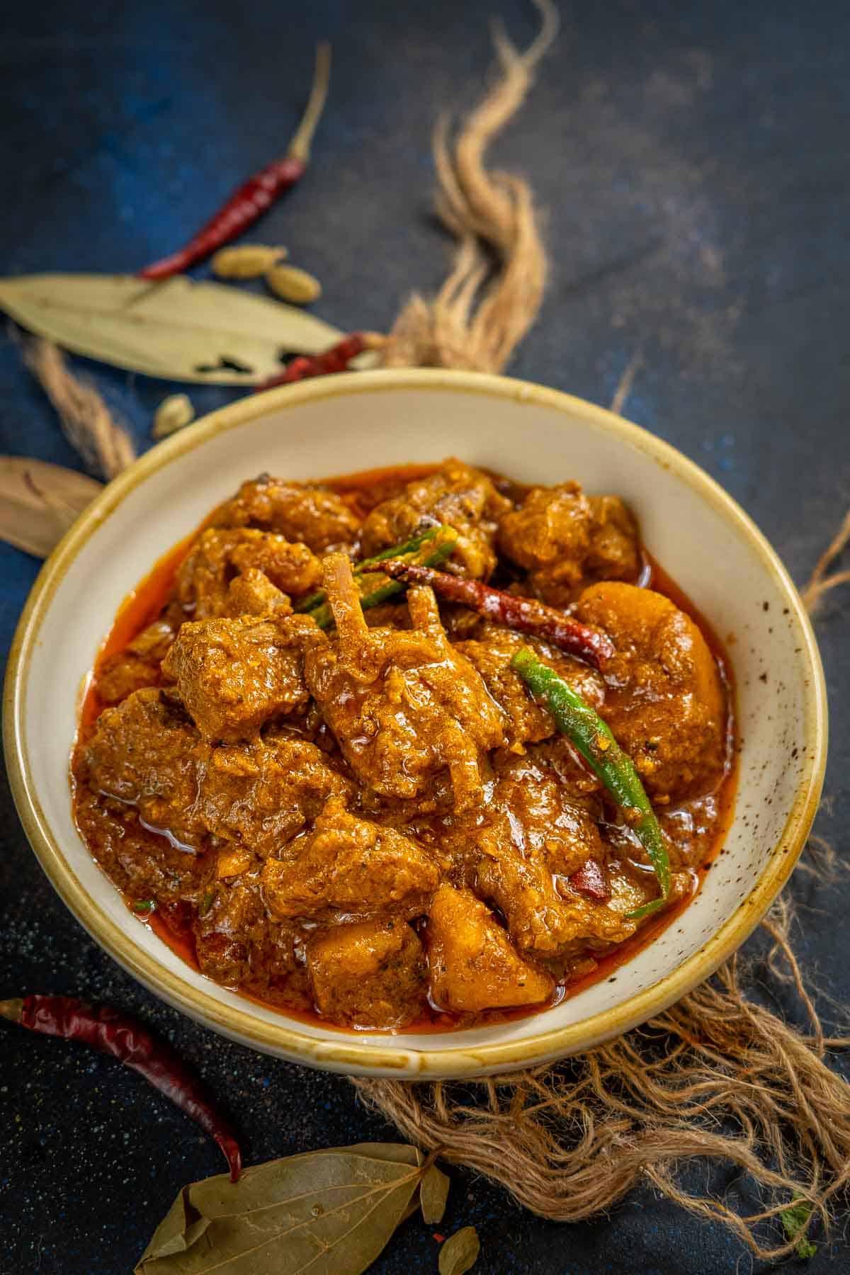 Kosha Mangsho (Bengali Style Mutton Curry)