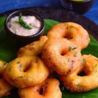 Urad dal vada