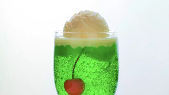 Melon soda float