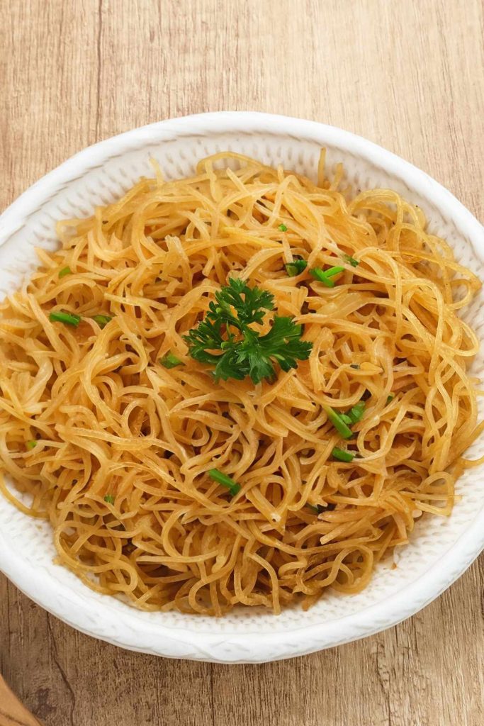 15 Minute Garlic Fried Noodles