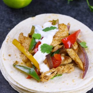 Slow Cooker Chicken Fajitas