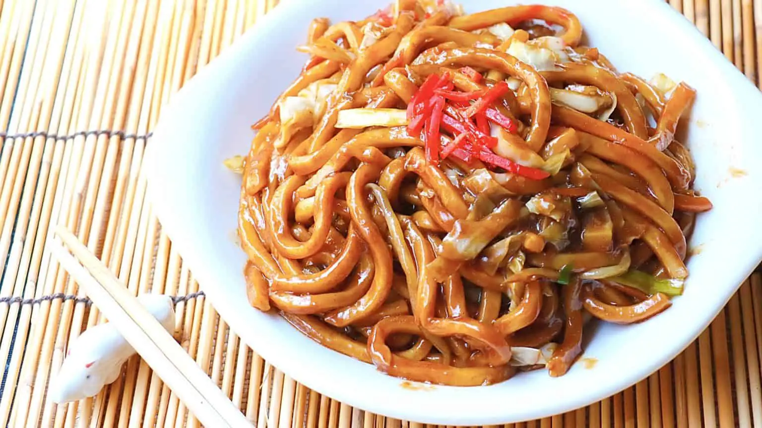 Yaki udon with ground beef