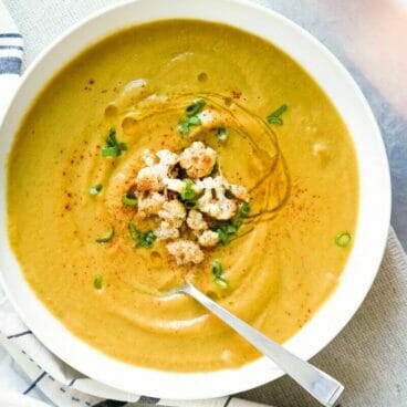 Golden Cauliflower Soup
